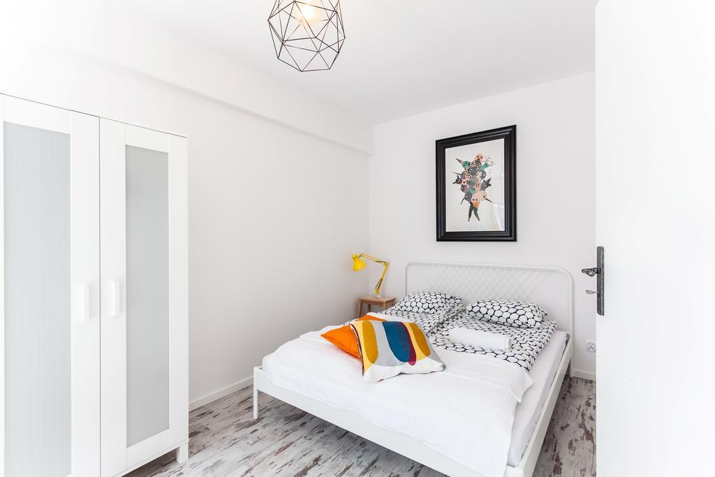 Lupolo Apartments Skwerowa Краков Экстерьер фото